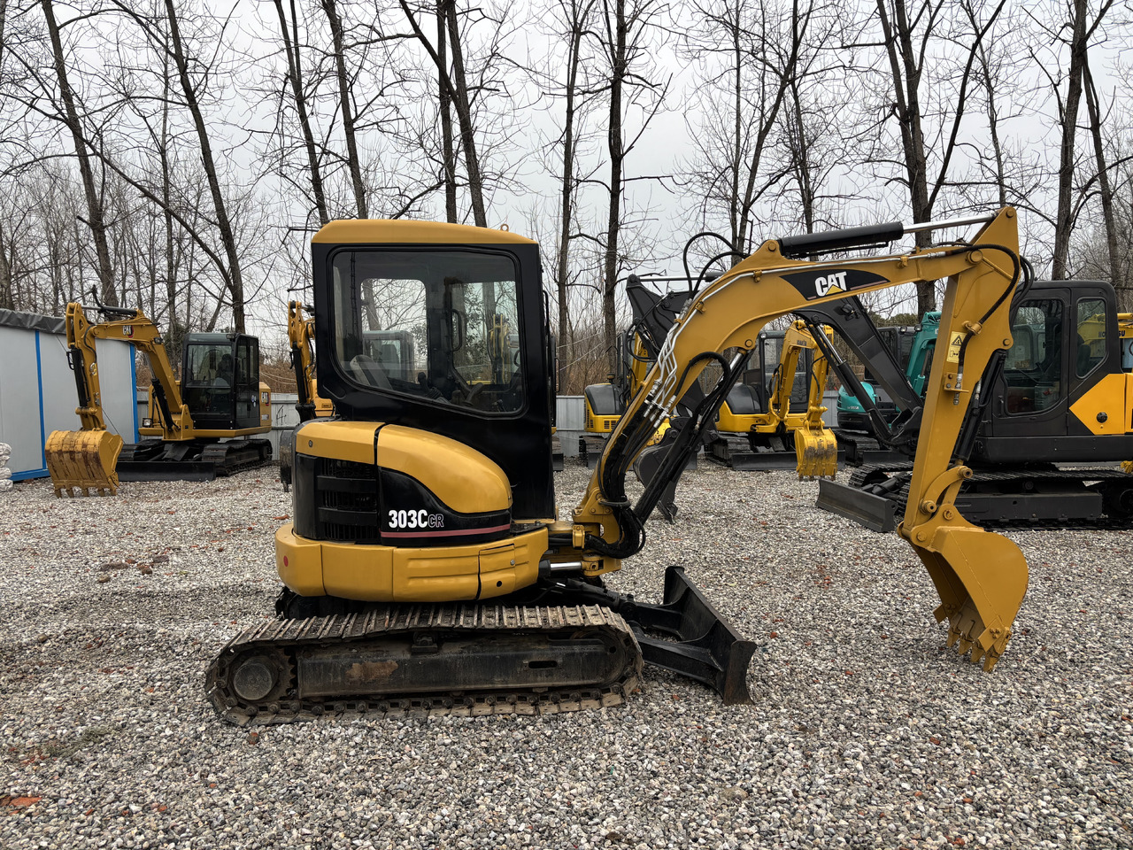 CAT 303 CR Caterpillar 303CCR imported excavator - Mini bager: slika 1 CAT 303 CR Caterpillar 303CCR imported excavator - Mini bager: slika 1