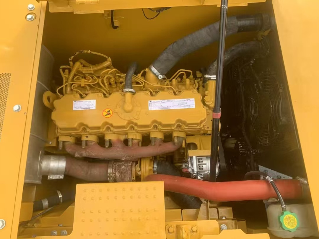 CATERPILLAR 320 - Bager guseničar: slika 5 CATERPILLAR 320 - Bager guseničar: slika 5
