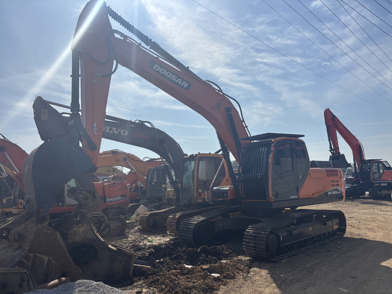 DOOSAN Korea imports doosan DX225 - Bager guseničar: slika 3 DOOSAN Korea imports doosan DX225 - Bager guseničar: slika 3