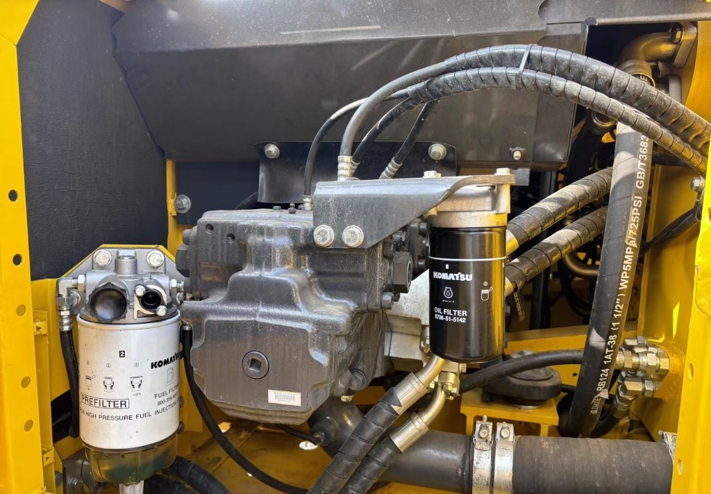 Komatsu PC 210 LC-8 - Bager guseničar: slika 4 Komatsu PC 210 LC-8 - Bager guseničar: slika 4