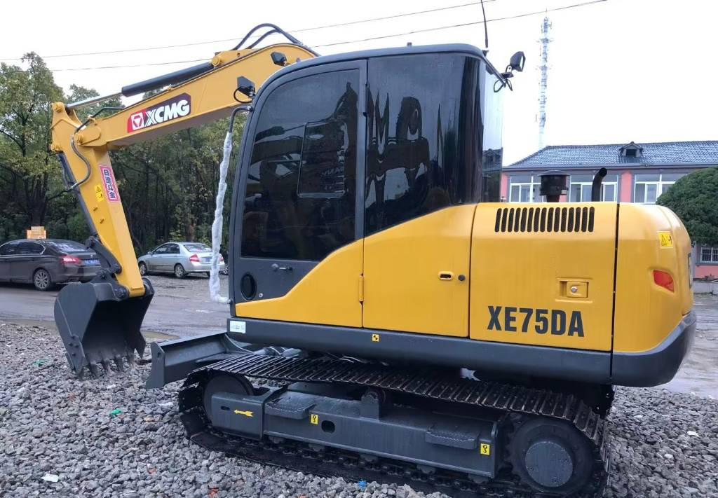 XCMG XE 75 DA XE75 - Mini bager: slika 2 XCMG XE 75 DA XE75 - Mini bager: slika 2