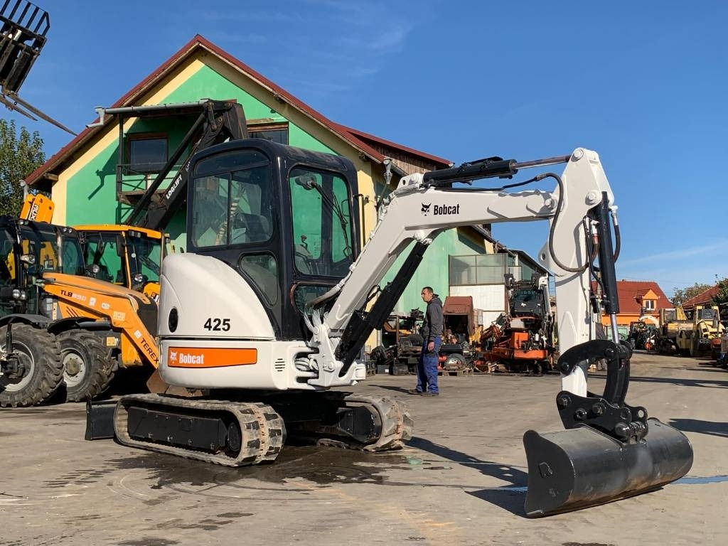 Bobcat 425 - Mini bager: slika 1 Bobcat 425 - Mini bager: slika 1