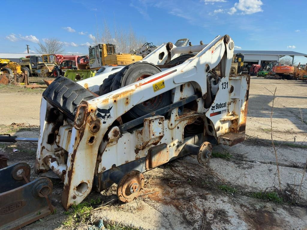 Bobcat S 770 FOR PARTS - Mini utovarivač: slika 3 Bobcat S 770 FOR PARTS - Mini utovarivač: slika 3