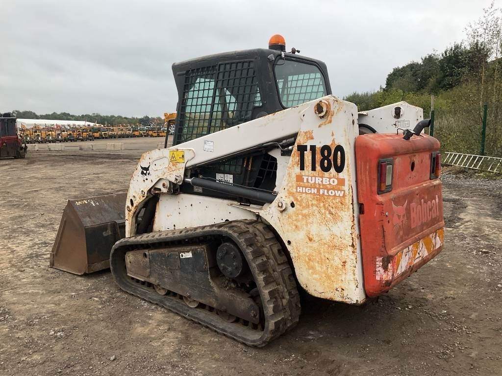 Bobcat T 180 - Mini utovarivač: slika 3 Bobcat T 180 - Mini utovarivač: slika 3