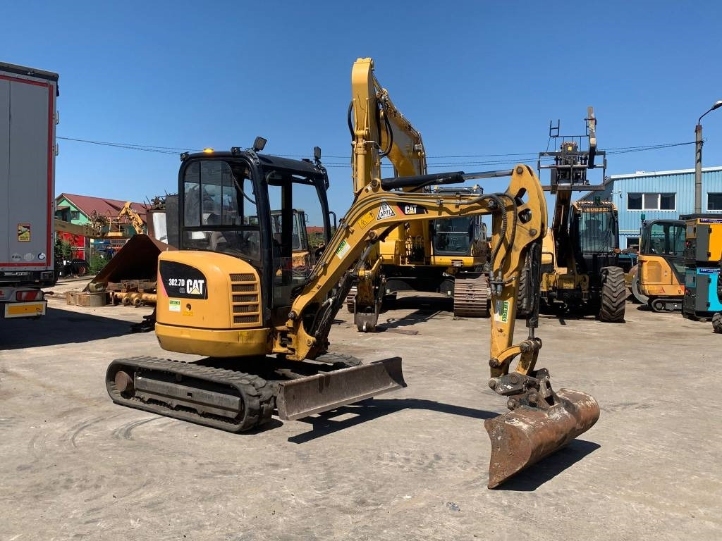 CAT 302.7 CR - Mini bager: slika 2 CAT 302.7 CR - Mini bager: slika 2
