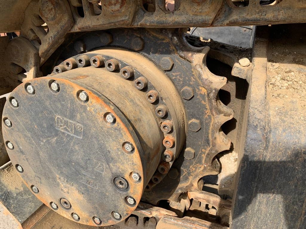 Bager guseničar CAT 336D2: slika 6