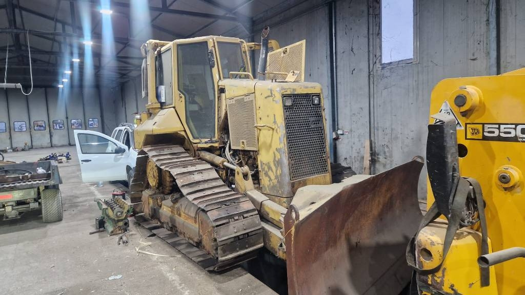 CAT D5 FOR PARTS - Buldožer: slika 1 CAT D5 FOR PARTS - Buldožer: slika 1