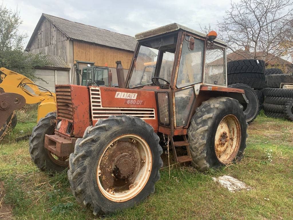 Fiat 680 DT - Traktor: slika 1 Fiat 680 DT - Traktor: slika 1