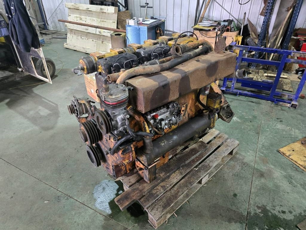 Hanomag 6 Cylinder ENGINE - Motor za Građevinska mašina: slika 1 Hanomag 6 Cylinder ENGINE - Motor za Građevinska mašina: slika 1