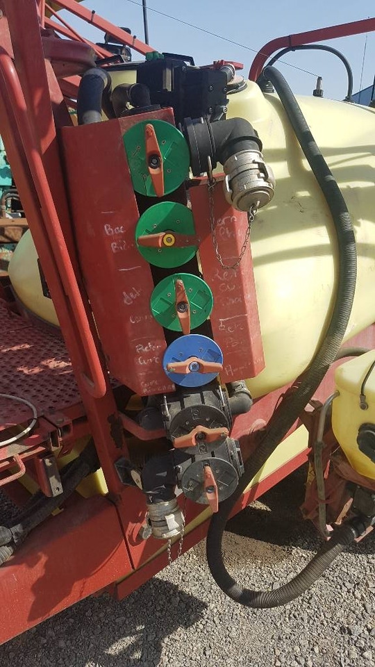 Hardi Commander 2200 - Vučena prskalica: slika 4 Hardi Commander 2200 - Vučena prskalica: slika 4