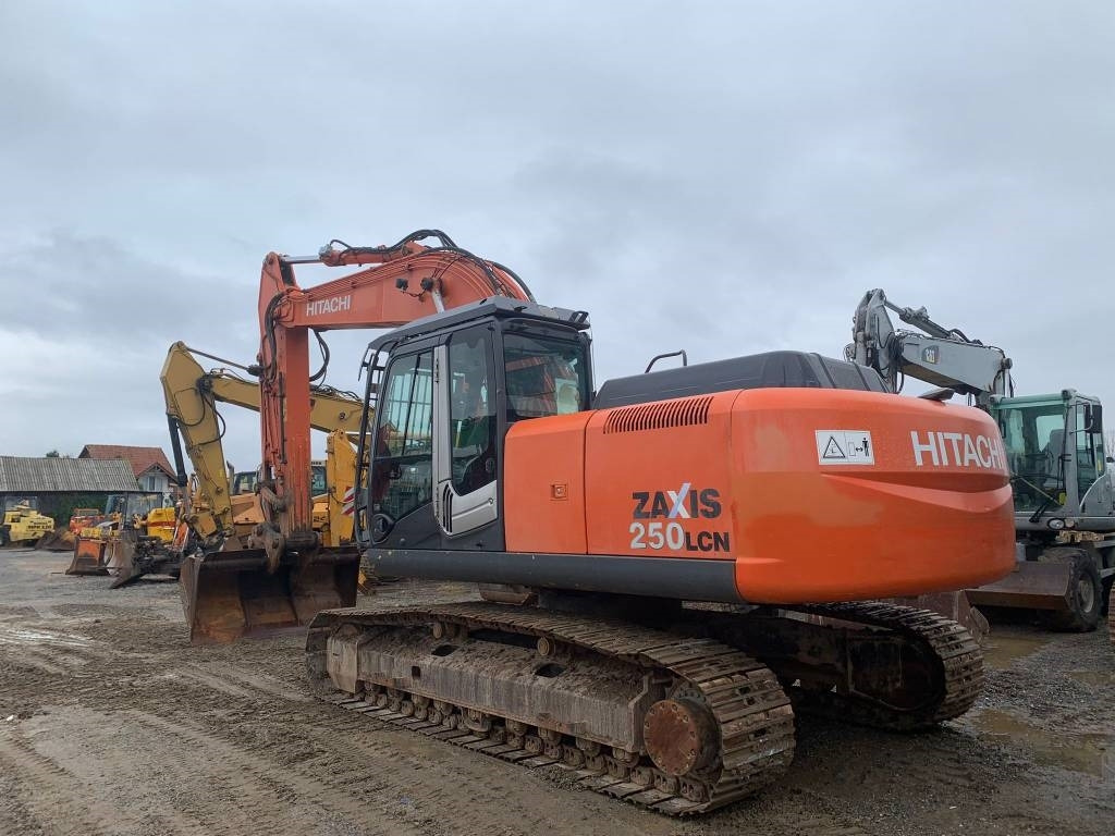Hitachi ZX 250 LC N-3 - Bager guseničar: slika 3 Hitachi ZX 250 LC N-3 - Bager guseničar: slika 3