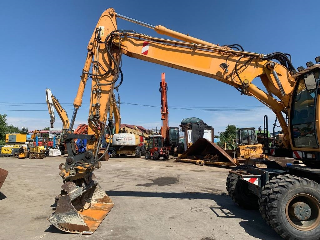 Hyundai Robex 180 W-9 A - Bager točkaš: slika 4 Hyundai Robex 180 W-9 A - Bager točkaš: slika 4