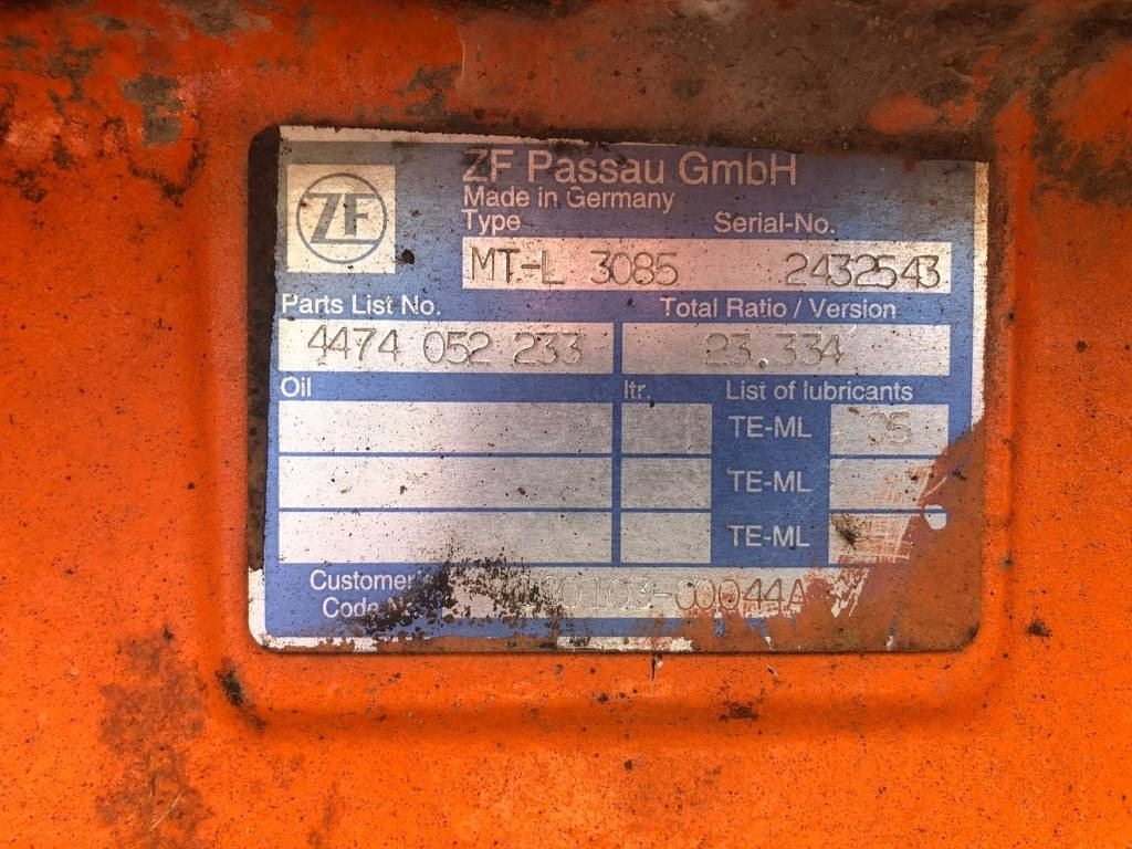 JCB 3 CX PARTS - Osovina i delovi za Građevinska mašina: slika 3 JCB 3 CX PARTS - Osovina i delovi za Građevinska mašina: slika 3