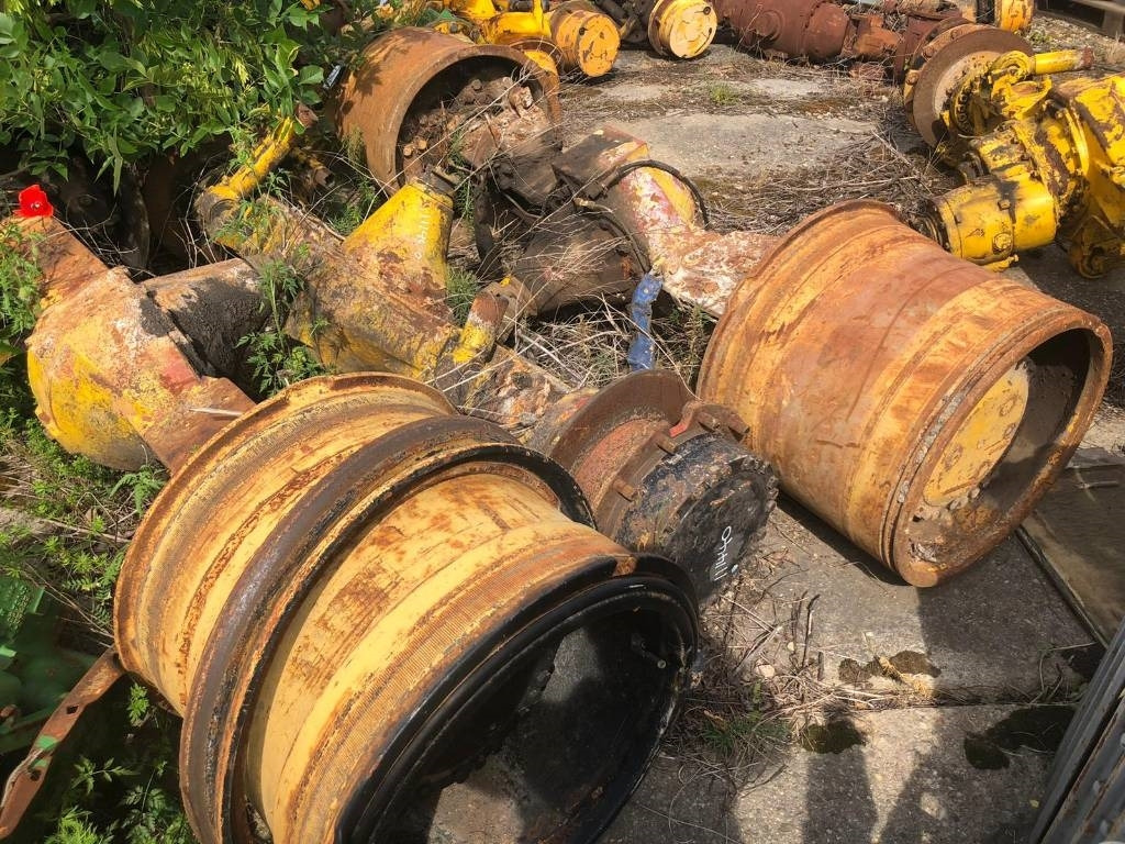 JCB 3 CX PARTS - Osovina i delovi za Građevinska mašina: slika 2 JCB 3 CX PARTS - Osovina i delovi za Građevinska mašina: slika 2