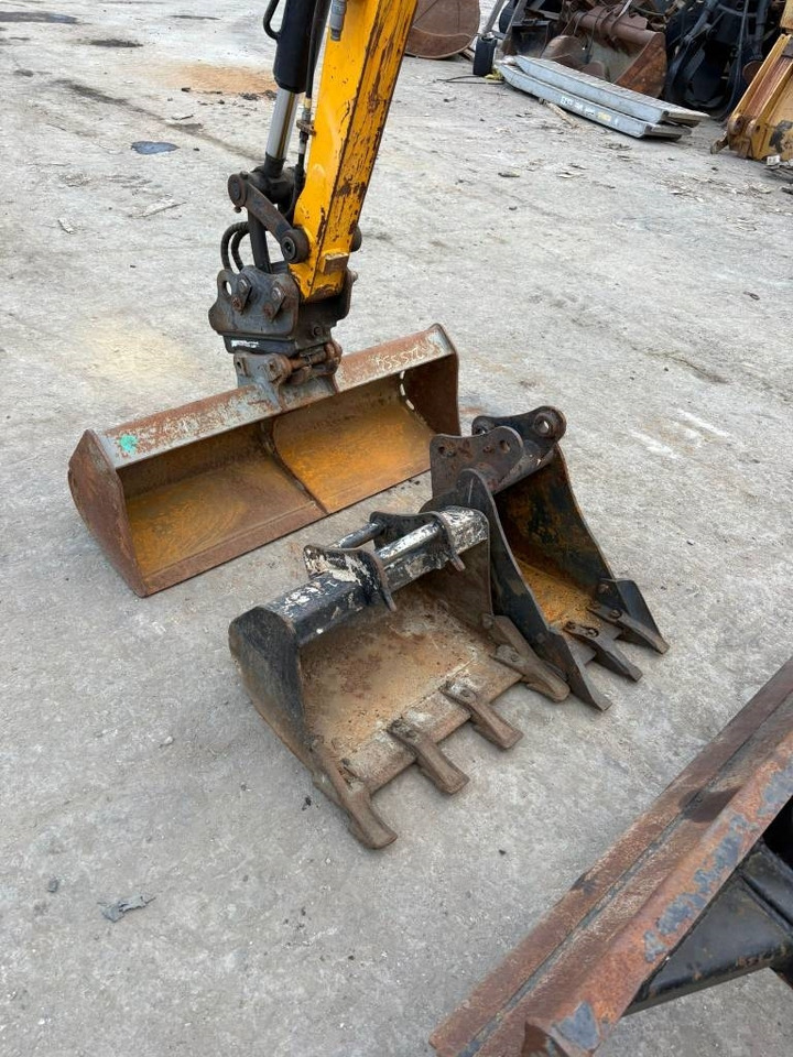 JCB 8025 ZTS - Mini bager: slika 5 JCB 8025 ZTS - Mini bager: slika 5