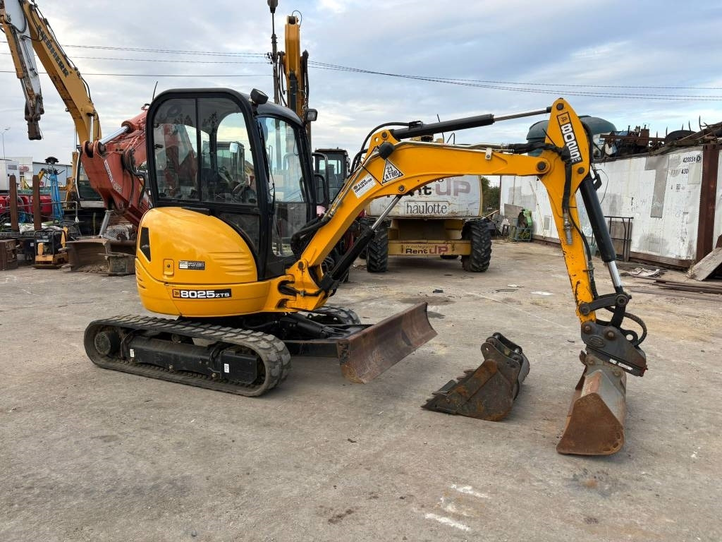 JCB 8025 ZTS - Mini bager: slika 4 JCB 8025 ZTS - Mini bager: slika 4