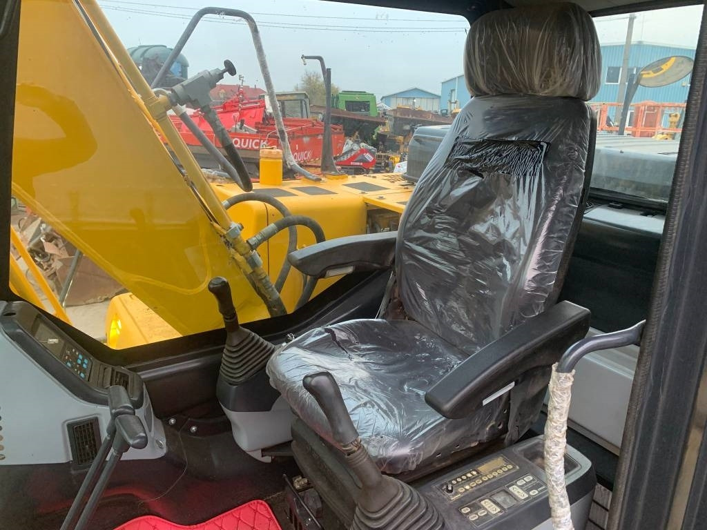 Bager guseničar Komatsu PC 130: slika 9 Bager guseničar Komatsu PC 130: slika 9