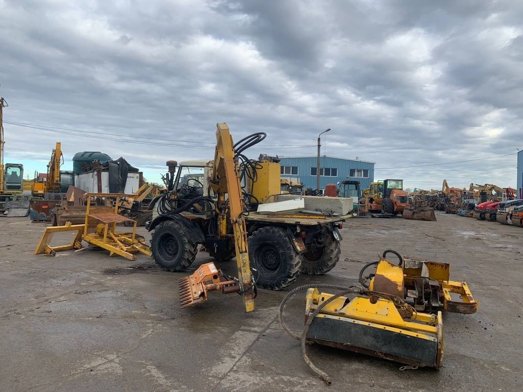 Mercedes-Benz 406A  - Korisno/ Posebno vozilo: slika 2 Mercedes-Benz 406A  - Korisno/ Posebno vozilo: slika 2