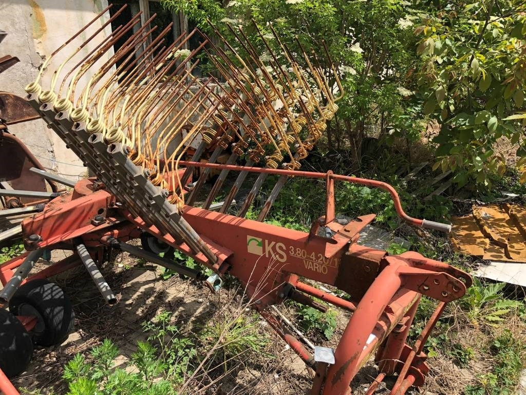 Krone Vario KS - Prevrtač/ Grabuljač: slika 3 Krone Vario KS - Prevrtač/ Grabuljač: slika 3