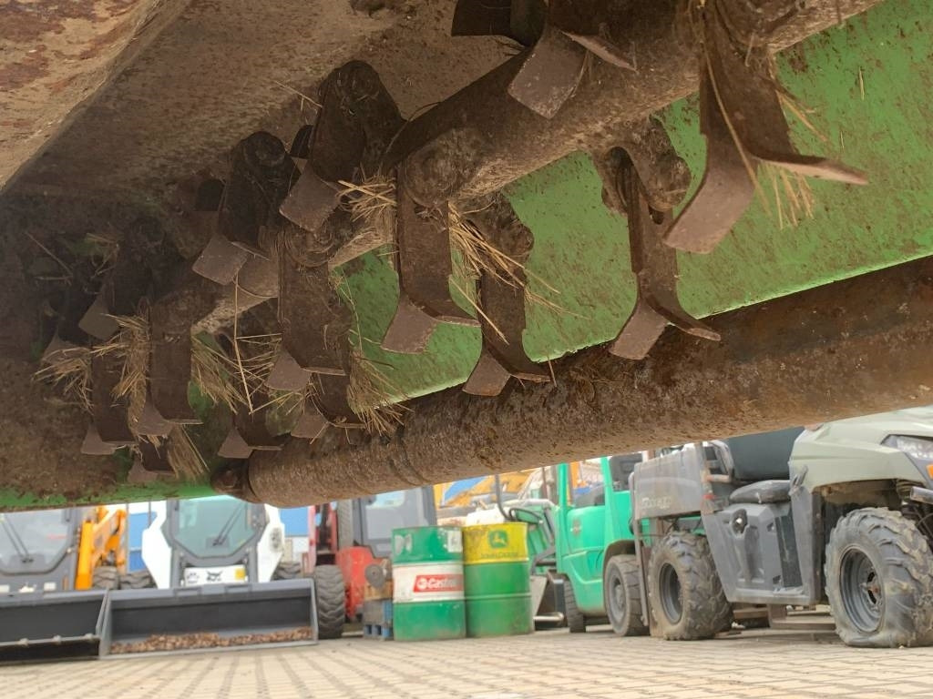 Traktor Kubota B 4200: slika 8 Traktor Kubota B 4200: slika 8