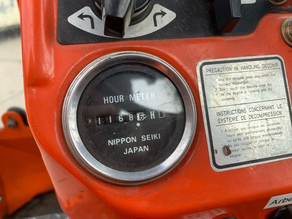 Traktor Kubota B 4200: slika 11 Traktor Kubota B 4200: slika 11