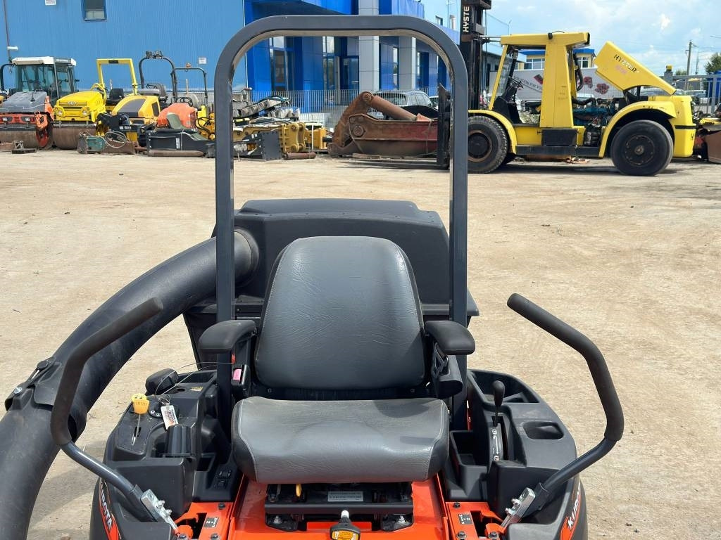 Baštenska kosačica Kubota Z121S: slika 7