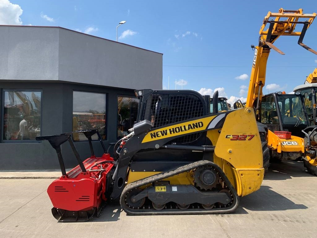 New Holland C327 - Mini utovarivač: slika 2 New Holland C327 - Mini utovarivač: slika 2