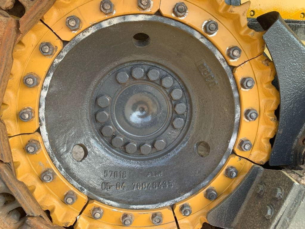 Buldožer New Holland D 150: slika 8