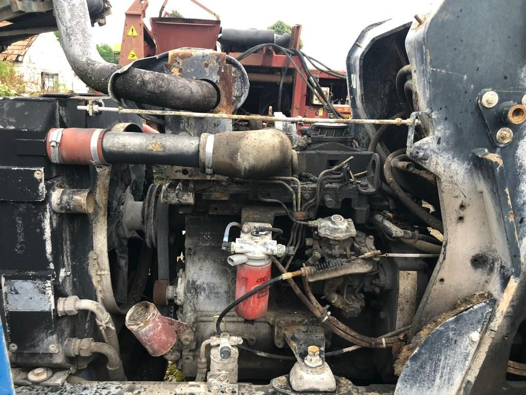 New Holland LM 435-410 FOR PARTS - Teleskopski upravljač: slika 4 New Holland LM 435-410 FOR PARTS - Teleskopski upravljač: slika 4