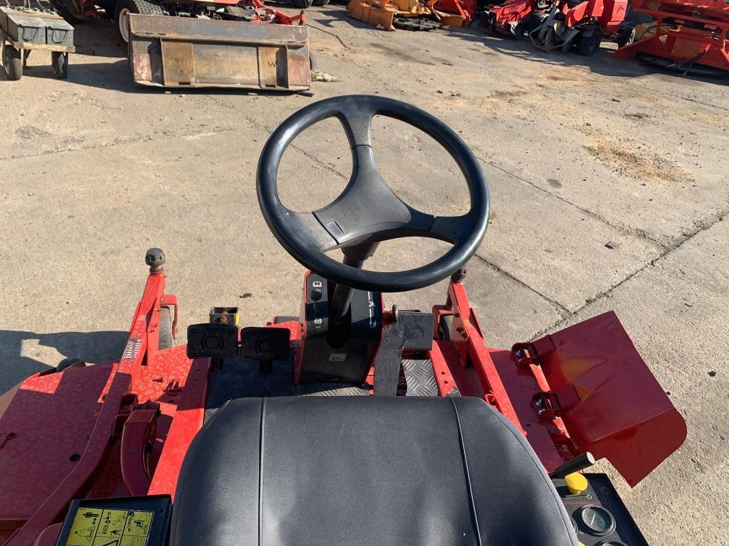 Lizing Toro Groundmaster 228D Toro Groundmaster 228D: slika 9 Lizing Toro Groundmaster 228D Toro Groundmaster 228D: slika 9