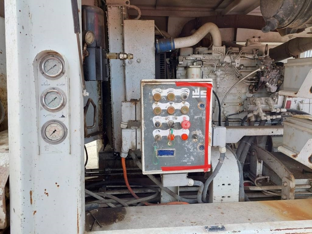 Utranazz SCM80C  - Stacionarna pumpa za beton: slika 5 Utranazz SCM80C  - Stacionarna pumpa za beton: slika 5