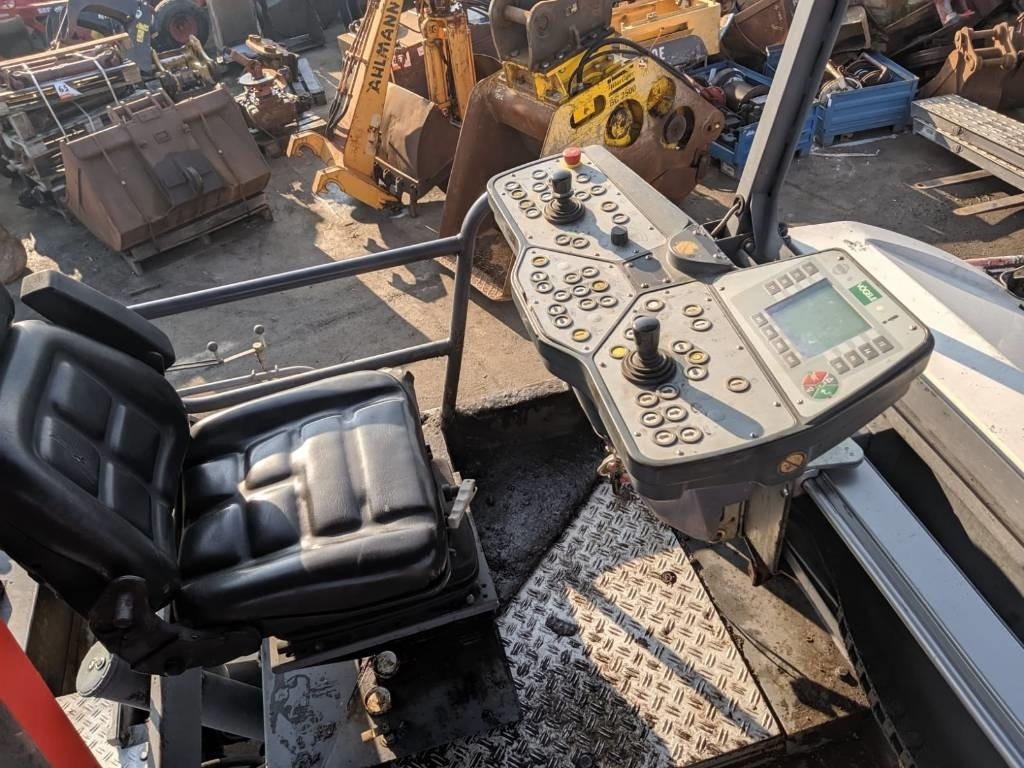 Asfaltni finišer Vögele Super 1800-2: slika 8