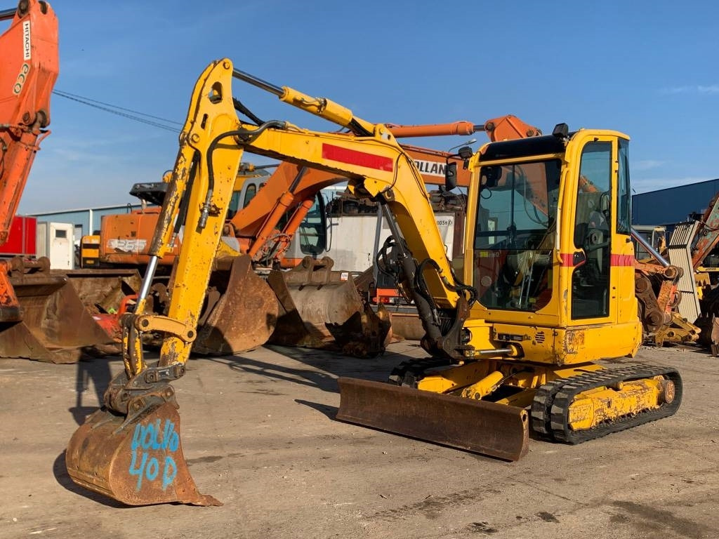 Volvo ECR 40 D - Mini bager: slika 1 Volvo ECR 40 D - Mini bager: slika 1