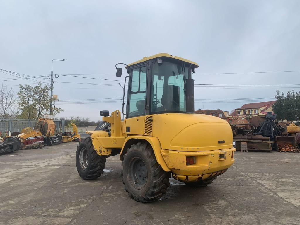 Volvo L 35 B - Utovarivač točkaš: slika 4 Volvo L 35 B - Utovarivač točkaš: slika 4