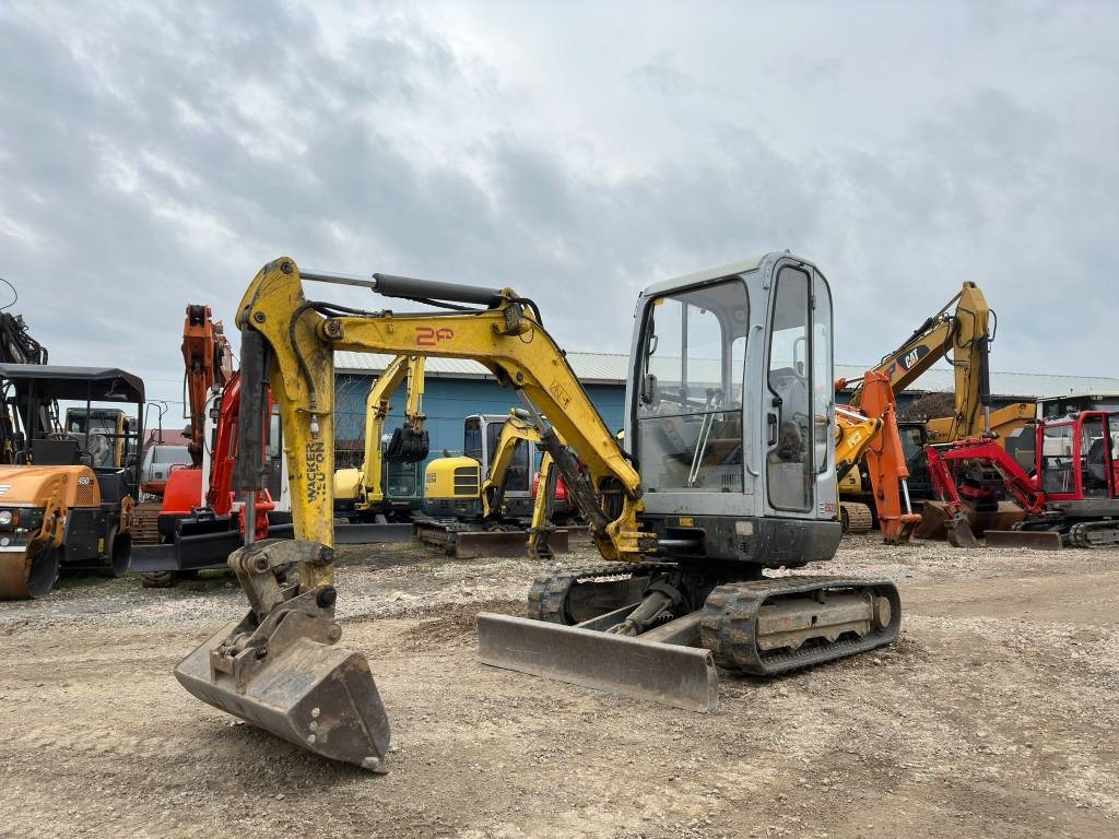 Wacker Neuson 28Z3RD - Mini bager: slika 1 Wacker Neuson 28Z3RD - Mini bager: slika 1