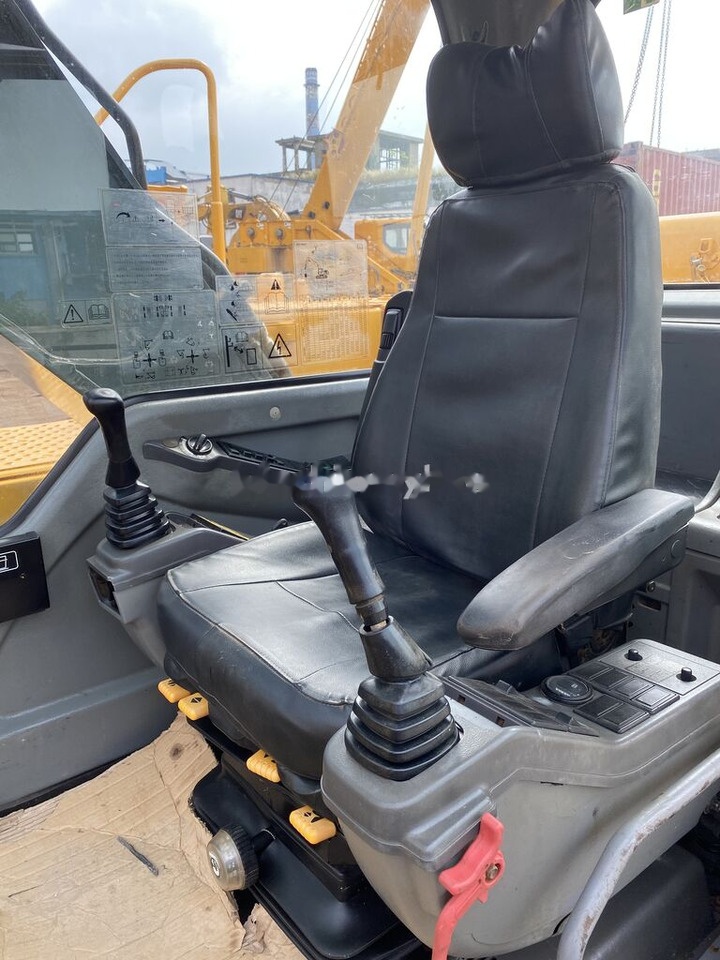 Volvo EC210BLC - Bager guseničar: slika 1 Volvo EC210BLC - Bager guseničar: slika 1