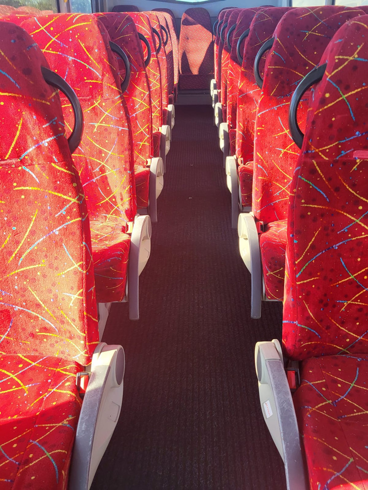 Minibus, Putnički kombi IVECO Daily Kapena- 35 Miejsc: slika 17 Minibus, Putnički kombi IVECO Daily Kapena- 35 Miejsc: slika 17