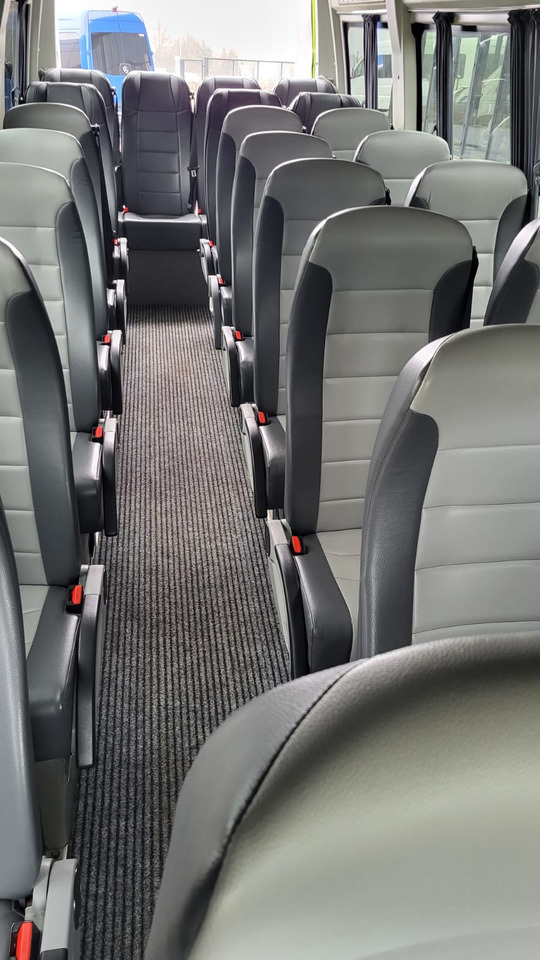Lizing Iveco Daily 24 places + 4 standing Iveco Daily 24 places + 4 standing: slika 12