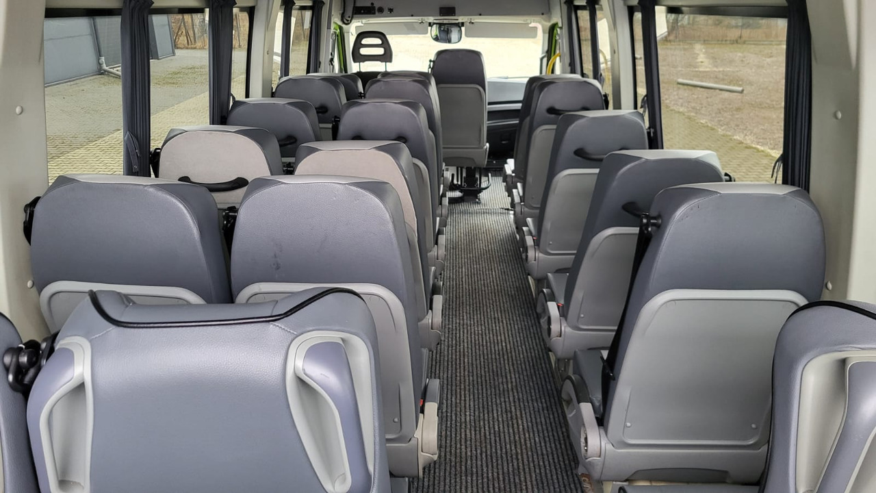 Lizing Iveco Daily 24 places + 4 standing Iveco Daily 24 places + 4 standing: slika 13