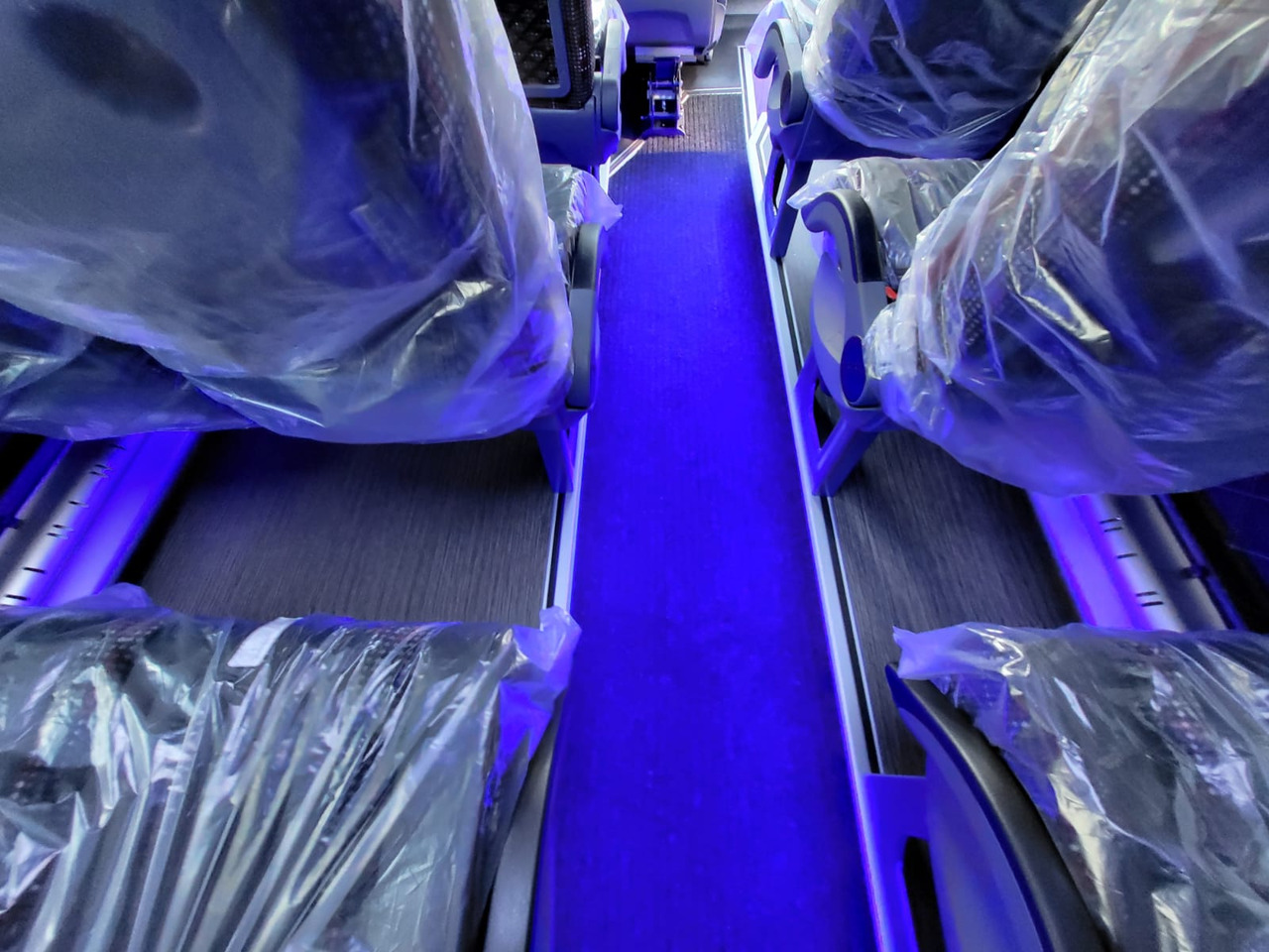 Novu Turistički autobus Mercedes-Benz Sprinter 519 CDI 24 places + 4 standing NEW: slika 19 Novu Turistički autobus Mercedes-Benz Sprinter 519 CDI 24 places + 4 standing NEW: slika 19