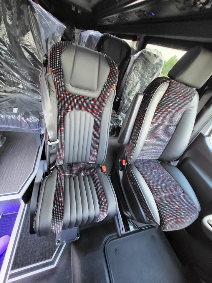 Novu Turistički autobus Mercedes-Benz Sprinter 519 CDI 24 places + 4 standing NEW: slika 11 Novu Turistički autobus Mercedes-Benz Sprinter 519 CDI 24 places + 4 standing NEW: slika 11