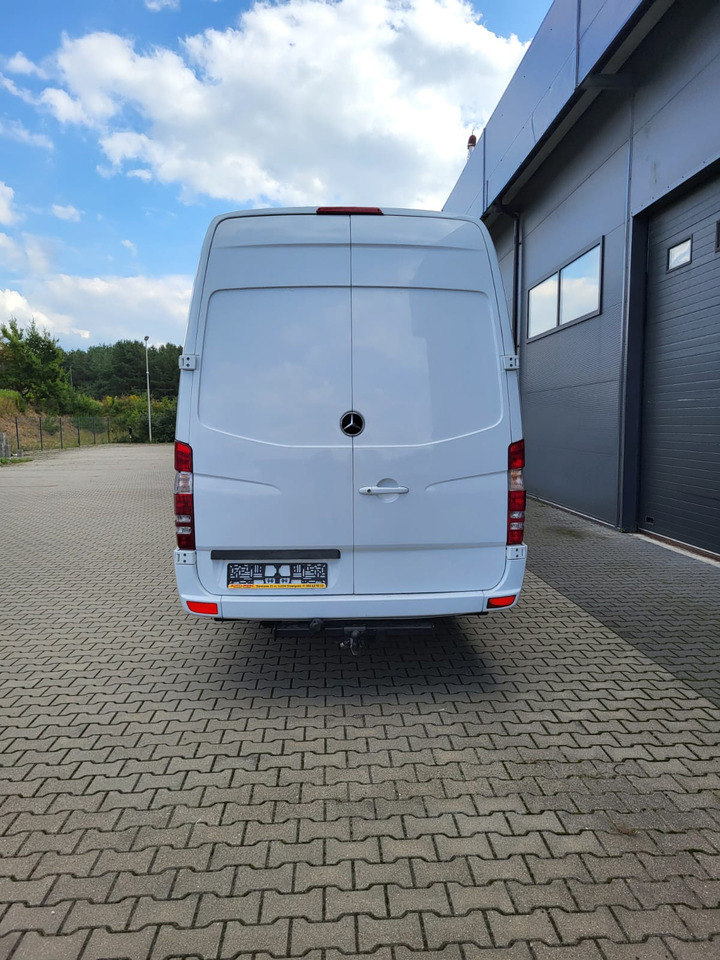 Mercedes-Benz Sprinter 519 CDI 24 places + 4 standing - Prigradski autobus: slika 4 Mercedes-Benz Sprinter 519 CDI 24 places + 4 standing - Prigradski autobus: slika 4