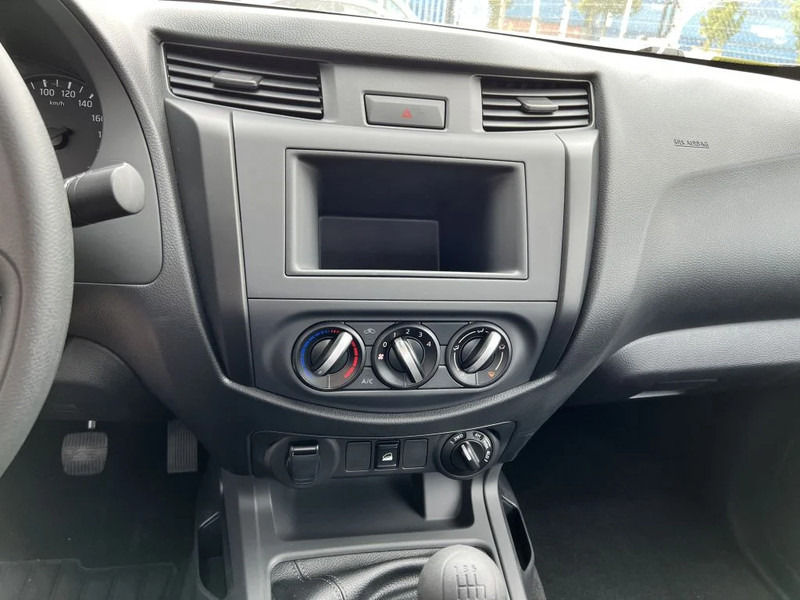 Novu Pikap, Dostavno vozilo sa duplom kabinom Nissan Navara 4x4 - 22 UNITS - 2.5 D Double Cab - XE - EURO 2 - NEW!! READY FOR WORK!!!: slika 10