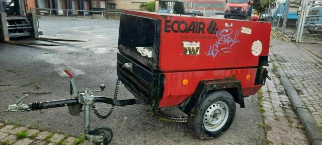 Doosan F 30 - Kompresor za vazduh: slika 1 Doosan F 30 - Kompresor za vazduh: slika 1