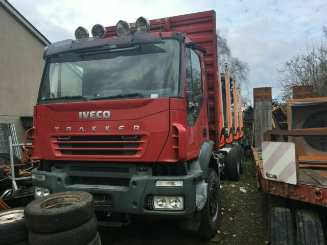Iveco AD260T450PS 6x4 Blatt Blatt (E:5) - Šticar, Kamion sa dizalicom: slika 3 Iveco AD260T450PS 6x4 Blatt Blatt (E:5) - Šticar, Kamion sa dizalicom: slika 3
