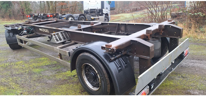 Kögel AW 18 BDF-Anhänger - Prikolica za prevoz kontejnera/ Prikolica sa promenjivim sandukom: slika 4 Kögel AW 18 BDF-Anhänger - Prikolica za prevoz kontejnera/ Prikolica sa promenjivim sandukom: slika 4