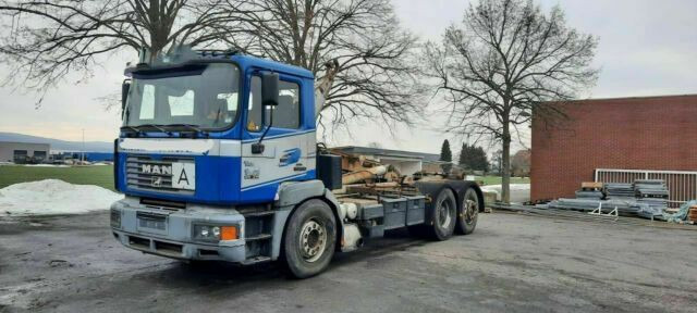 MAN 26.314K 6x2 Blatt/Luft Diff/Sperre - Kamion sa hidrauličnom kukom: slika 1 MAN 26.314K 6x2 Blatt/Luft Diff/Sperre - Kamion sa hidrauličnom kukom: slika 1