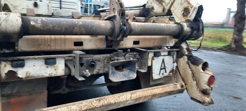 Kamion za utovaranje kontejnera MAN M38: slika 7 Kamion za utovaranje kontejnera MAN M38: slika 7