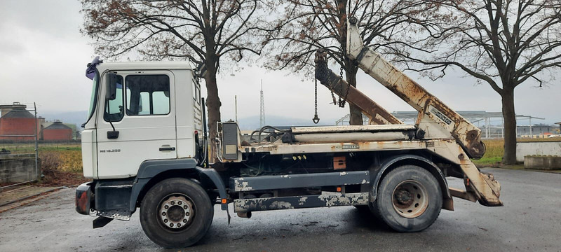 MAN M38 - Kamion za utovaranje kontejnera: slika 3 MAN M38 - Kamion za utovaranje kontejnera: slika 3