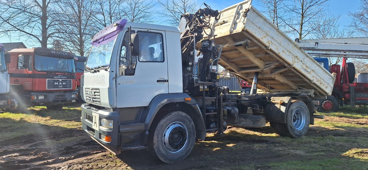 MAN TGM 18.220 4x2 3.S-Kipper mit Kran - Istovarivač, Kamion sa dizalicom: slika 2 MAN TGM 18.220 4x2 3.S-Kipper mit Kran - Istovarivač, Kamion sa dizalicom: slika 2